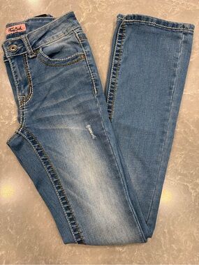 True Luck Bootcut Jeans Women’s Size 1/2 Light Wash Distressed Stretch Denim